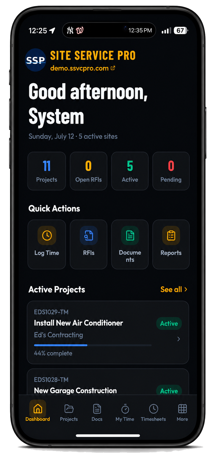 Site Service Pro mobile app dashboard showing active projects and quick actions